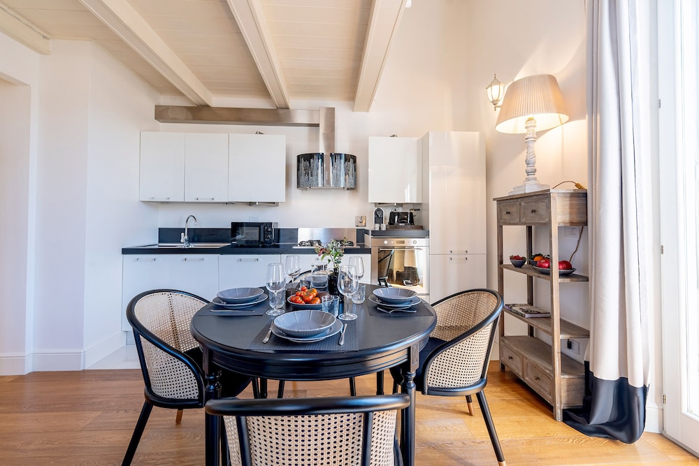 Genteel Home Scarlatti