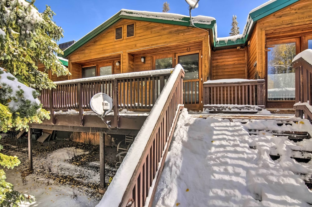 Beaver Vacations - The Cottages: Chic Ski-in/ski-out Mountain Condo! - Property Image 4