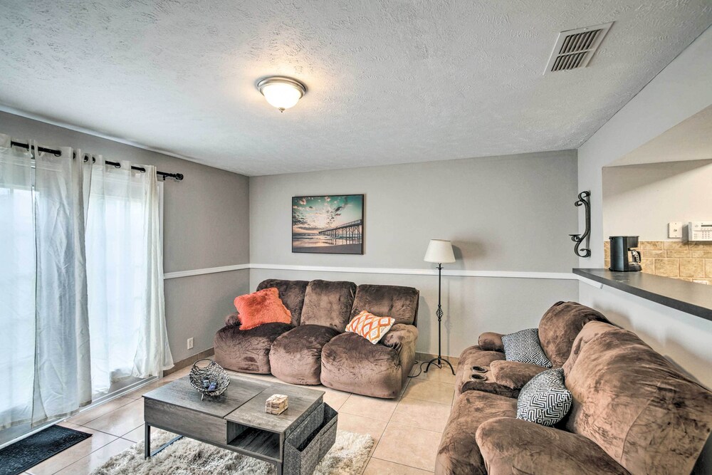 La Vergne Townhome: 22 Mi to Dtwn Nashville! - Property Image 19