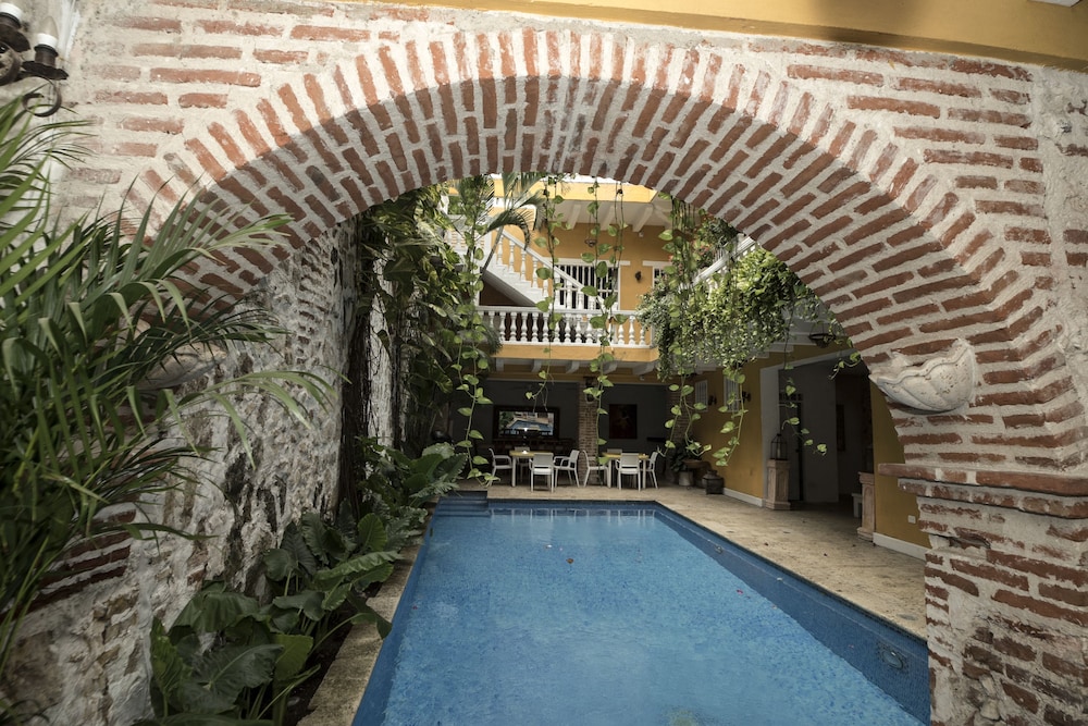 Casa Santo Domingo By Nomad Guru