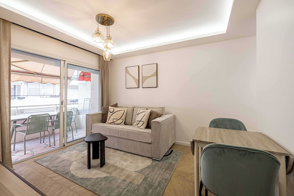 Elegant Apt With Balcony 1bd/4p - Croisette/cannes