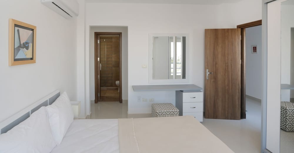 Prime Holidays Amwaj
