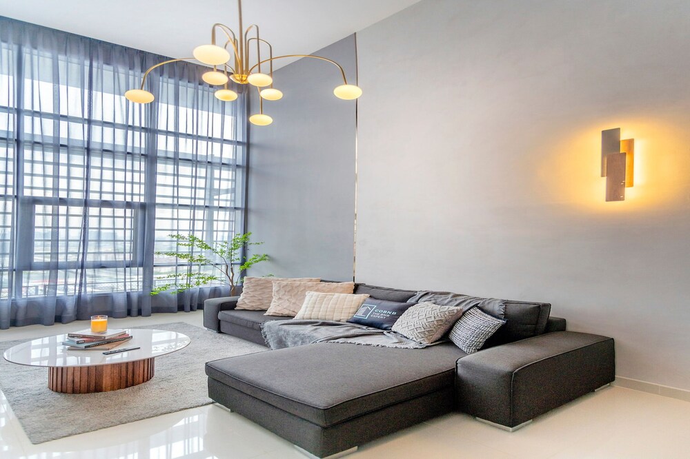 Novo Suites @ Jalan Ampang Skypool
