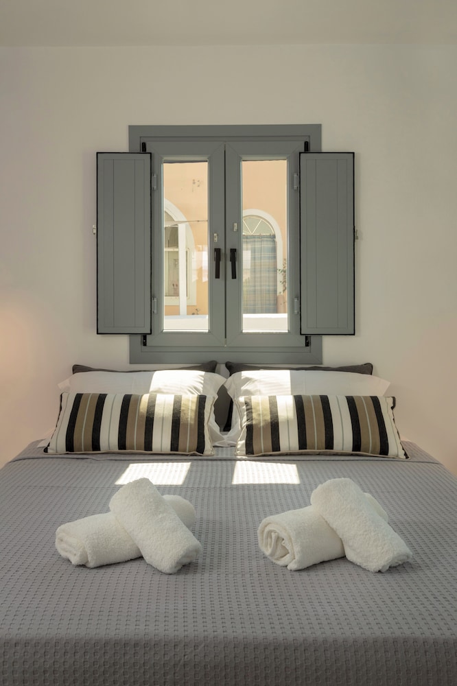 LInea Luxury Suites