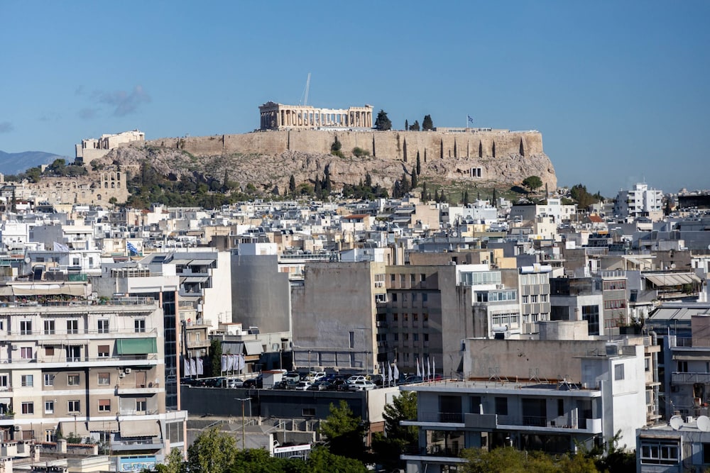 Acropolis Sky Retreat Jacuzzi 3BR Maisonette