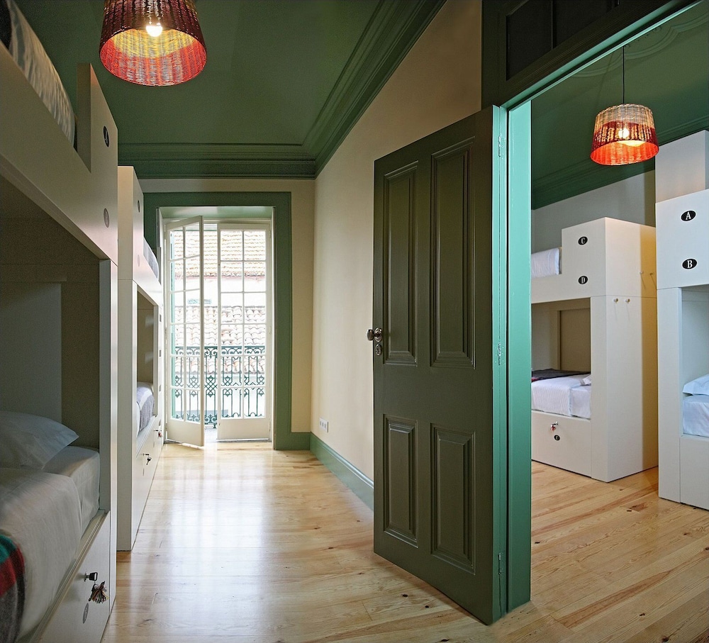 Saint Artemios Hotel and Oriental Suites