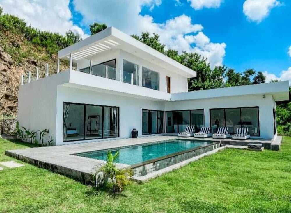 LOMBOK KHOPHILAU VILLAS view 2