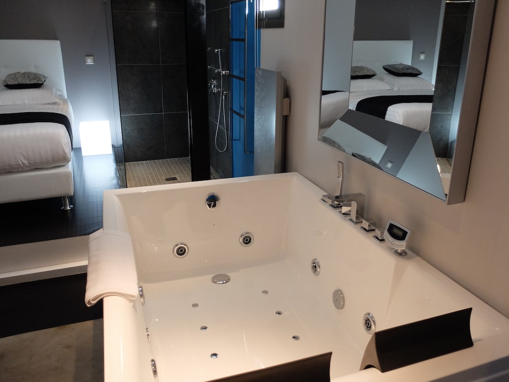 Be Loft B&B Pool & Spa