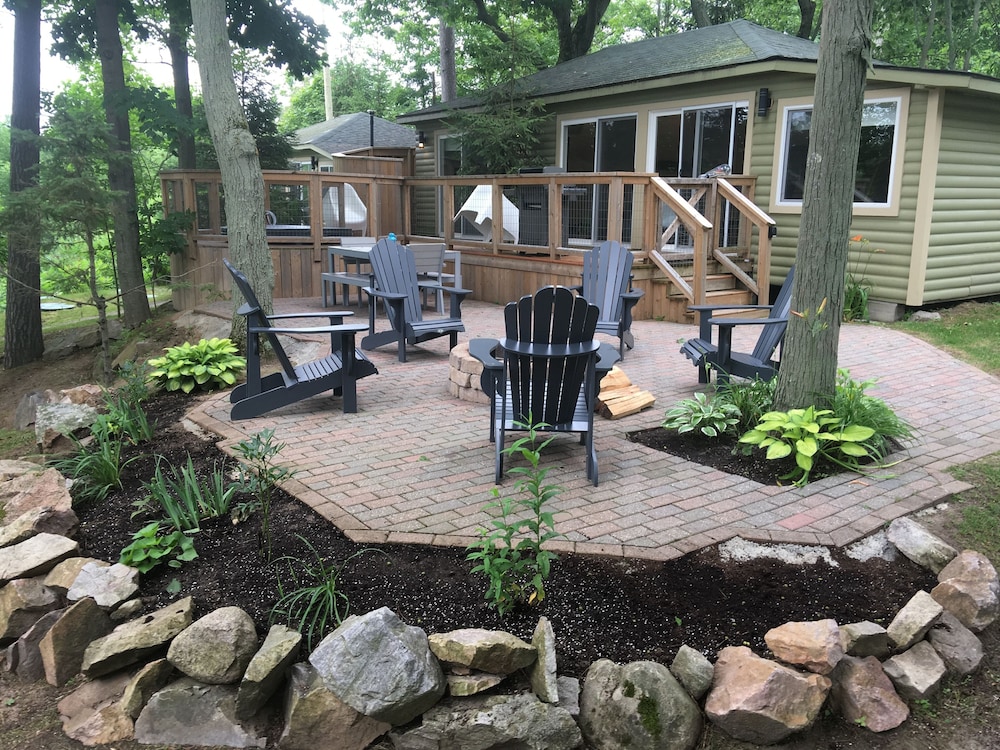 Watermark Waterfront Cottages