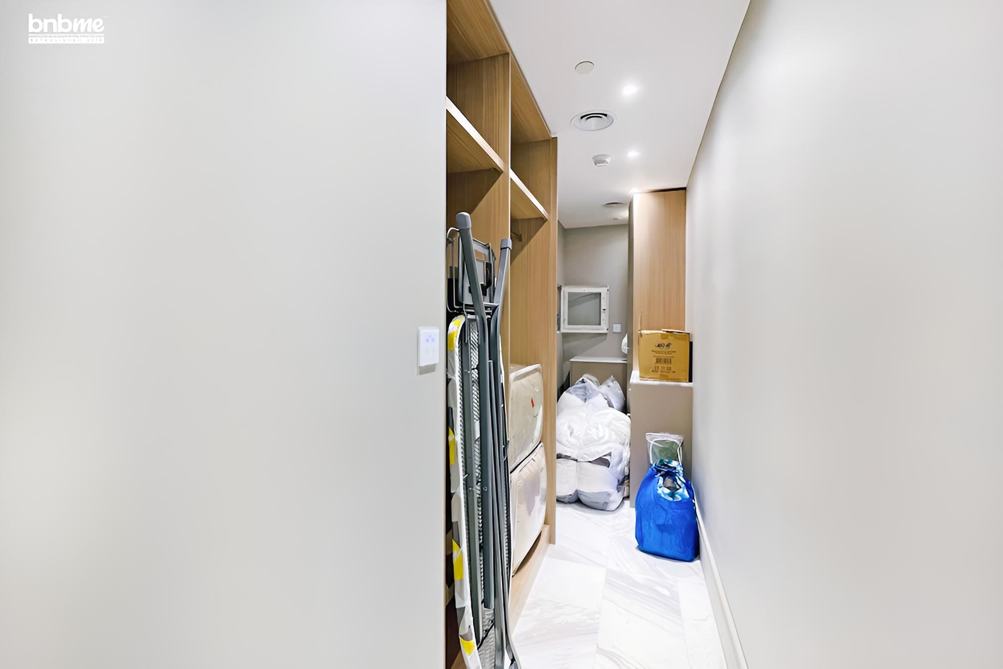 4B Amna Tower 6101 by bnbme homes