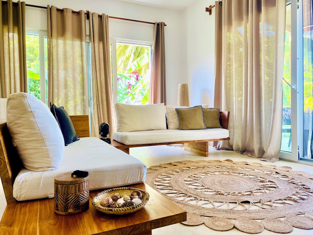 Luxury Lions Villas Zanzibar - with Private Cook&Infinity Pools