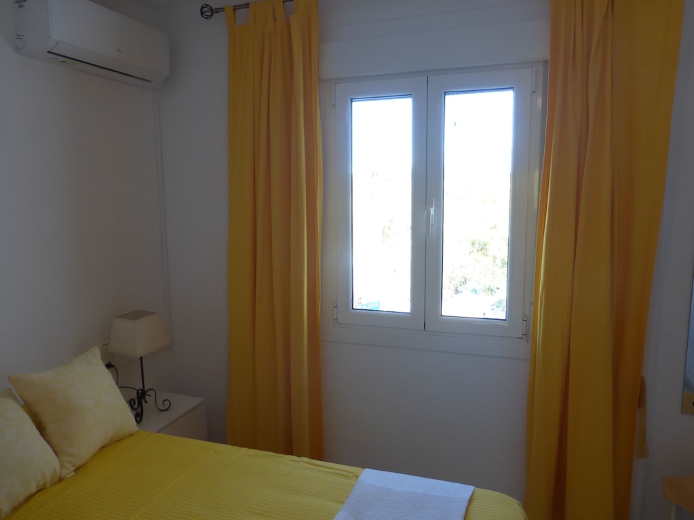 Nice 2 Bedroom Apartment