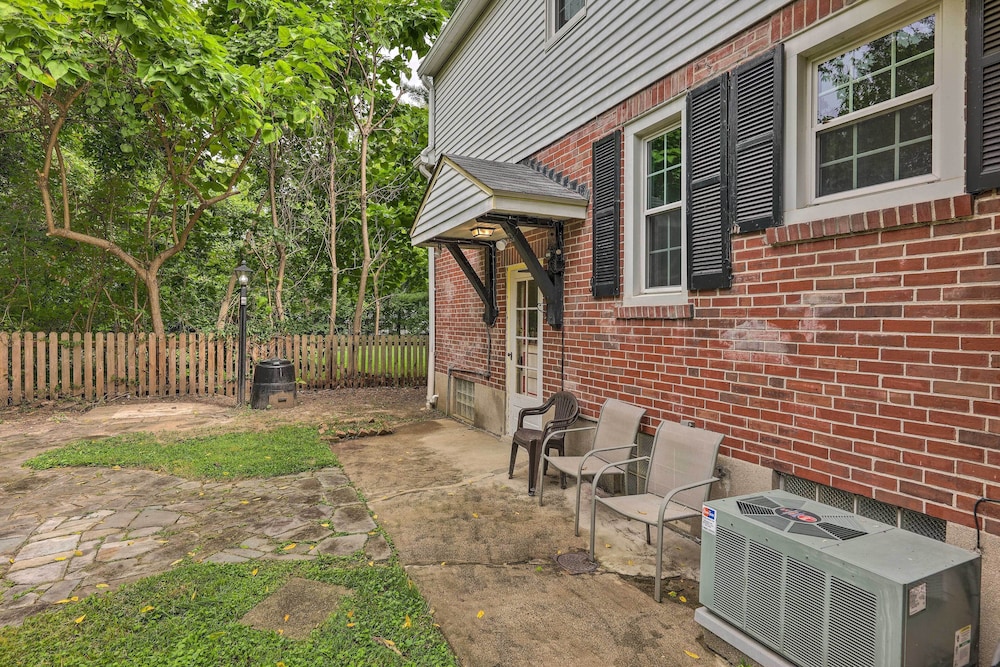 Cincinnati Vacations - Charming Cincinnati Home < 10 Mi to Downtown! - Property Image 9