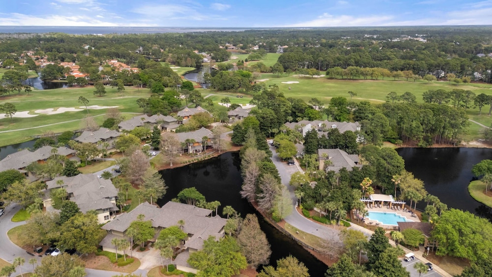 Serene Pondfront Stay w/ View, Pool Access, & Walk to Baytowne Wharf