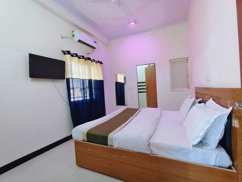 Hotel Radhe Shyam Resort Vrindavan
