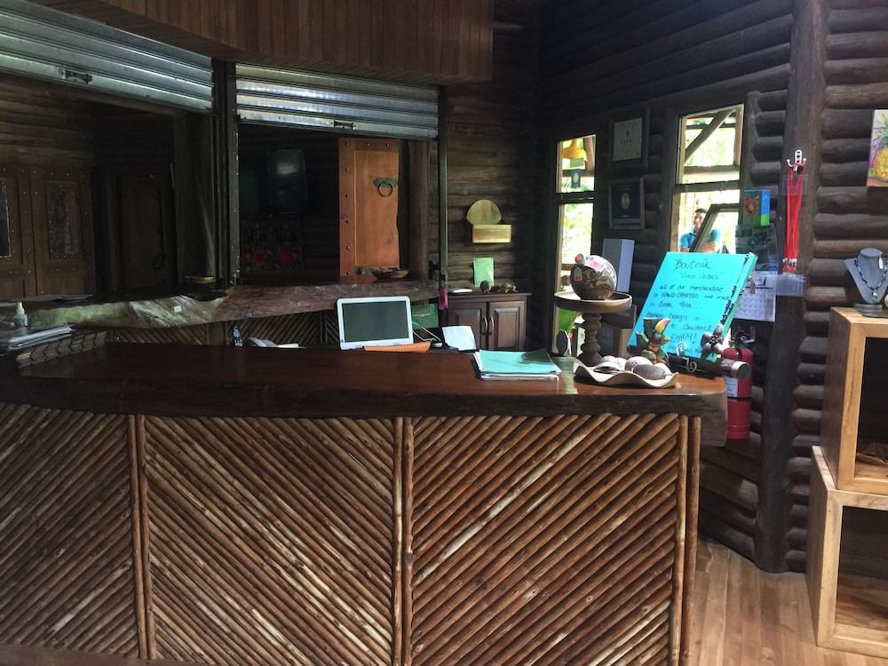 Cinco Ceibas Lodge