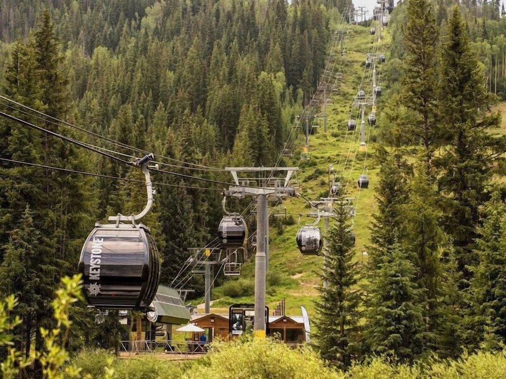 Snake River Village 3 Bedroom Apartment by Key to the Rockies