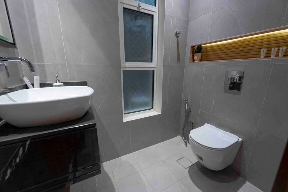 Trendy Apartment in Alwadi Vlll