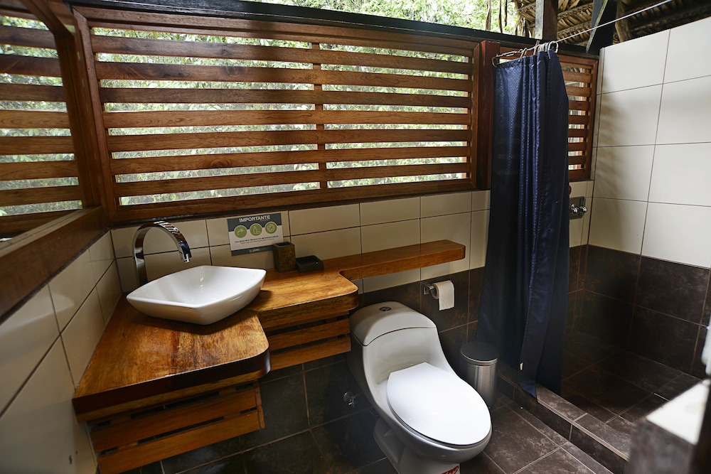 Jamu Lodge