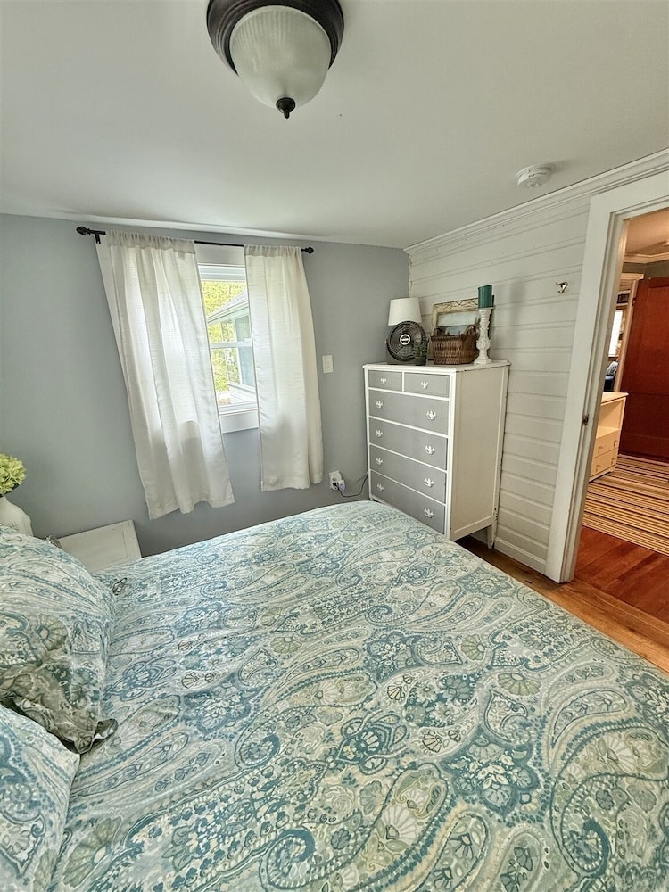 Kendall Cottage Limit 6 3 Bedroom Villa