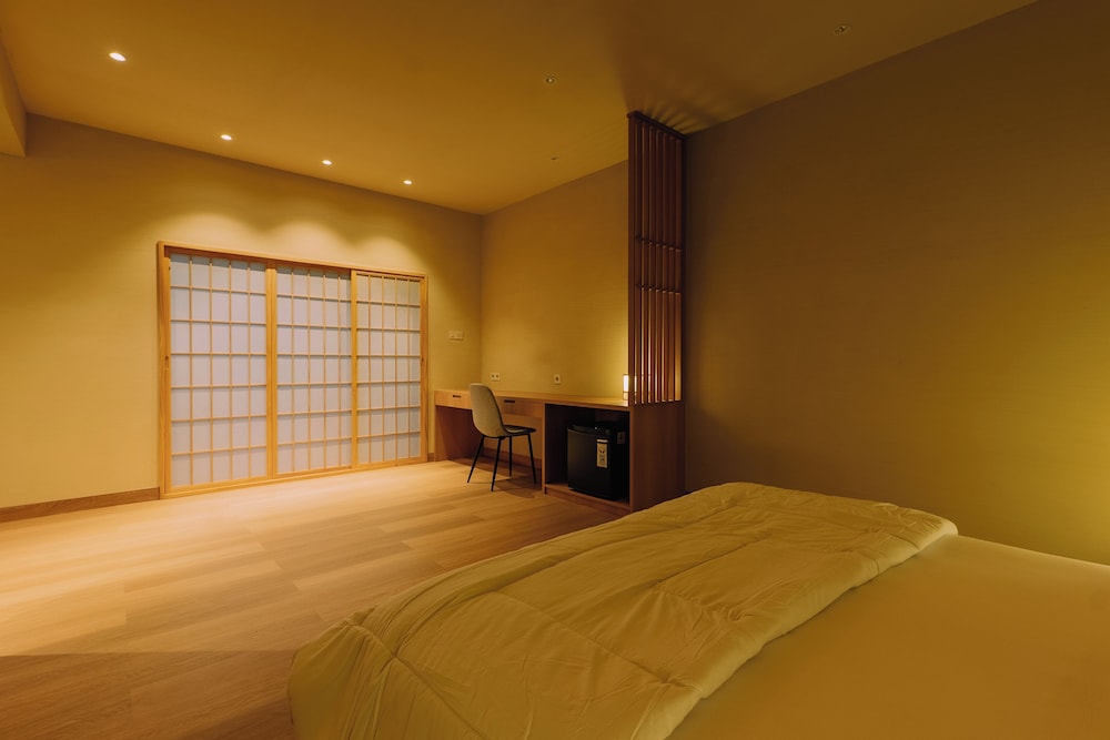 Himawari House