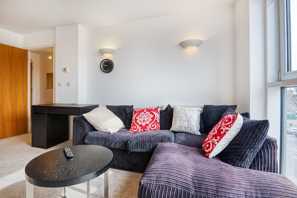 Adriatic One Bed and Bath Apartment