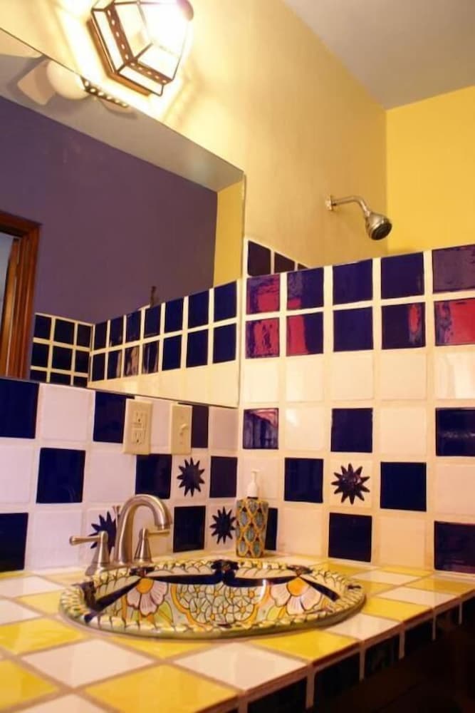 Alebrije Hotel Boutique - Property Image 3