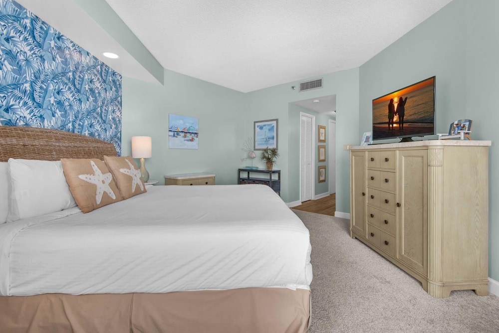 Surfside Resort #404