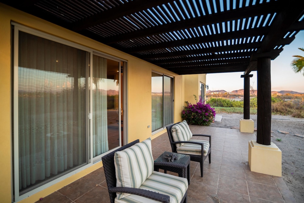 Paraiso Del Mar Resort V1 3 Bed by Casago view 2