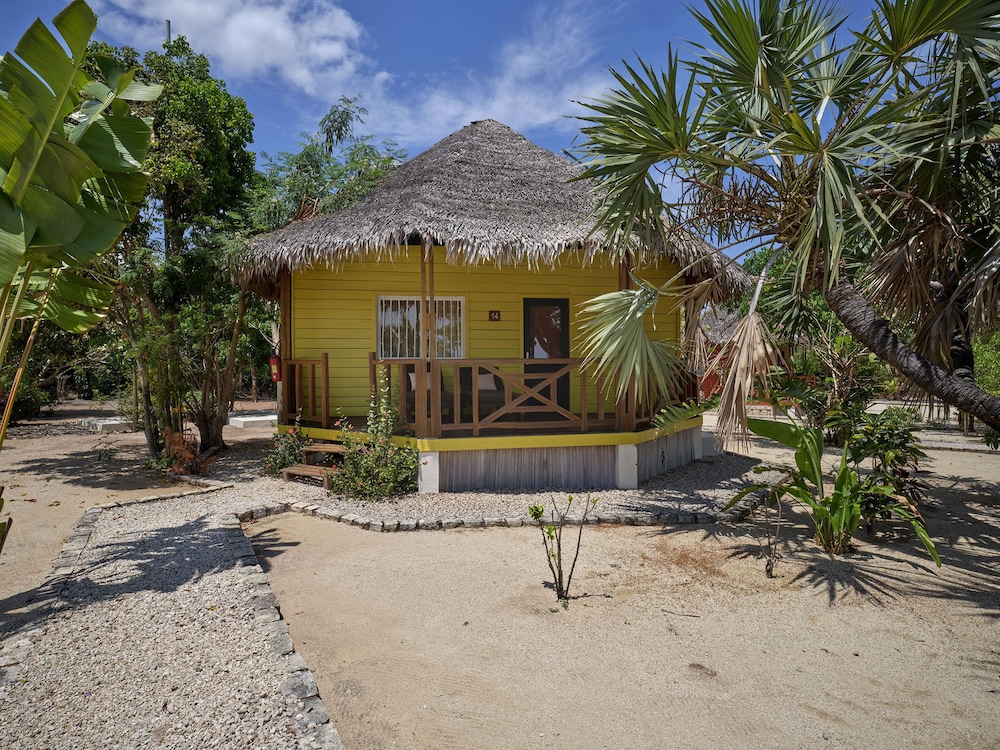 Antsanitia Resort