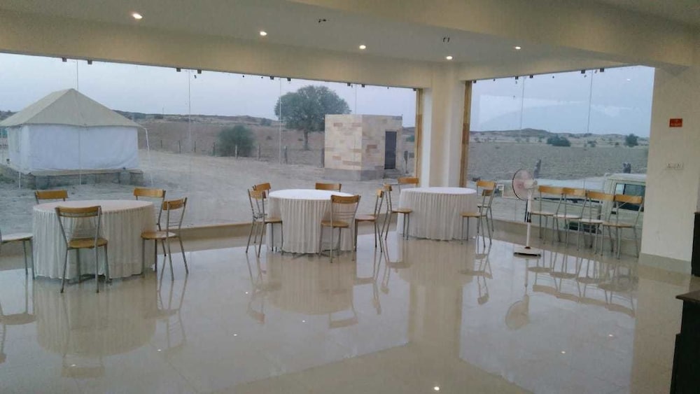 Savi Camps