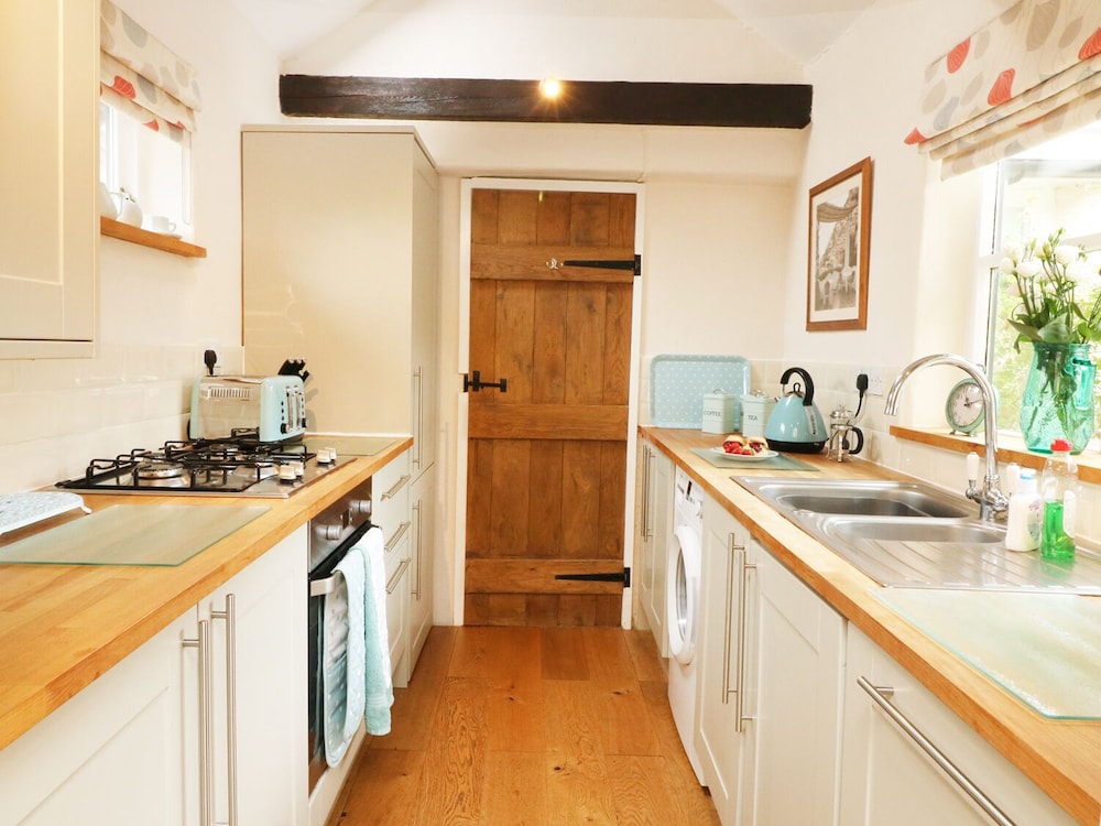 Larksworthy Cottage