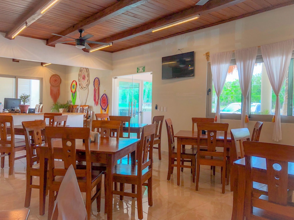 Hotel Hacienda Dos Ojos - Property Image 22