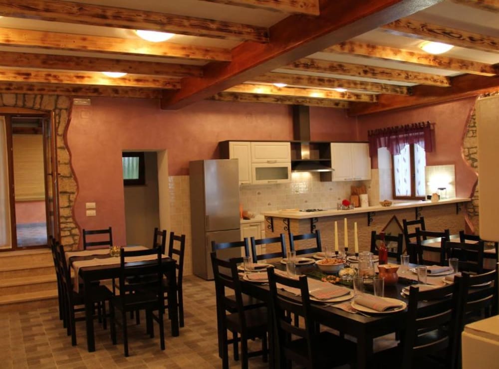Authentic Istrian Holiday Home for Unforgettable Stays