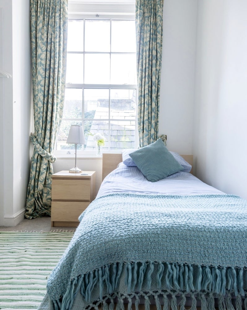 Sherborne Vacations - Printers Court 3 - Property Image 27