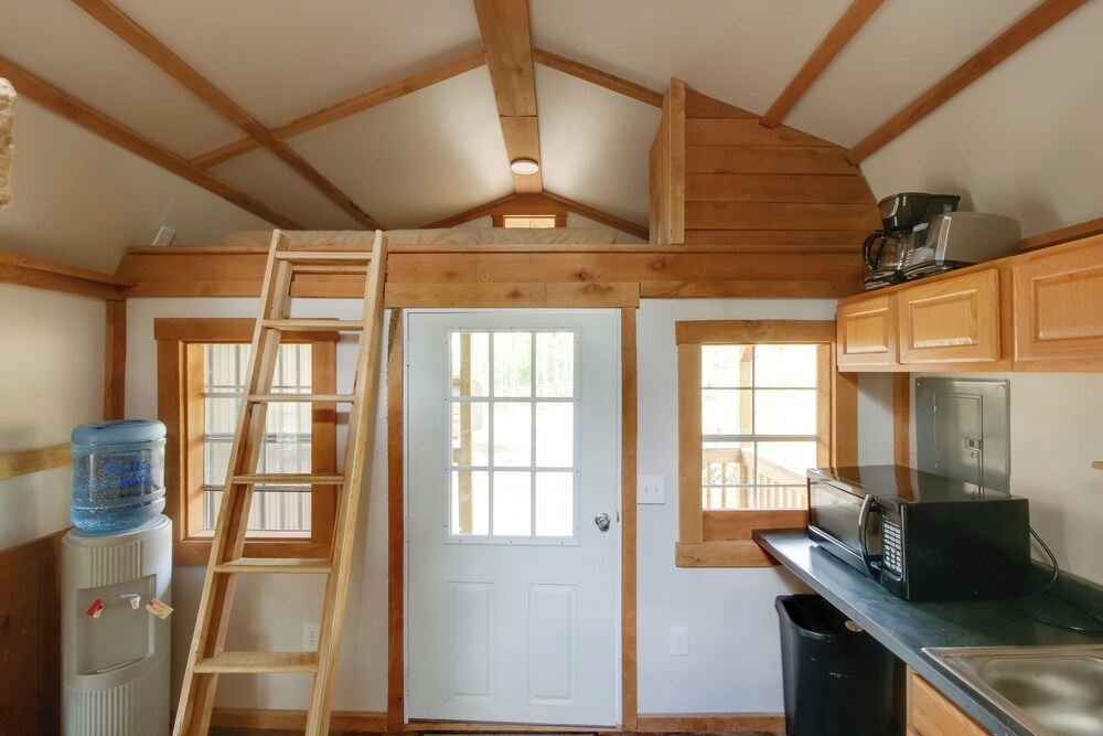 Cabin w/ Trail Access to Mohican River