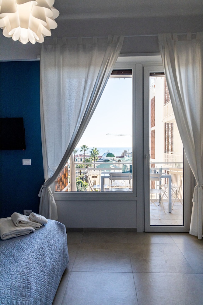 Casin Ograve Charme With Terrace by Wonderful Italy