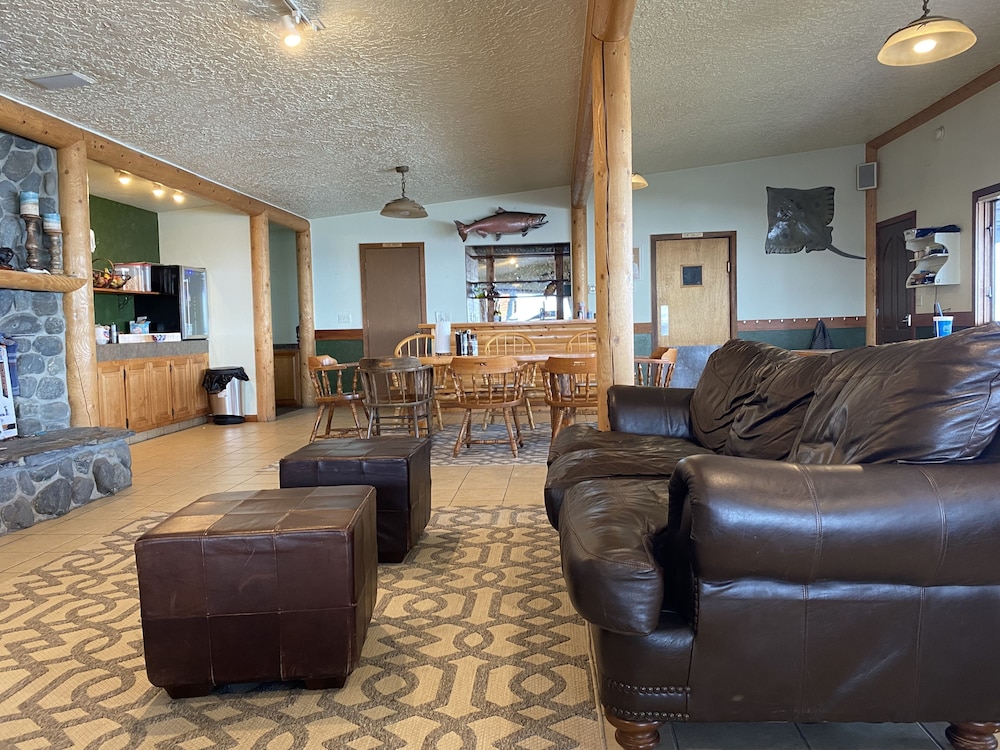 King Halibut Lodge - Property Image 36