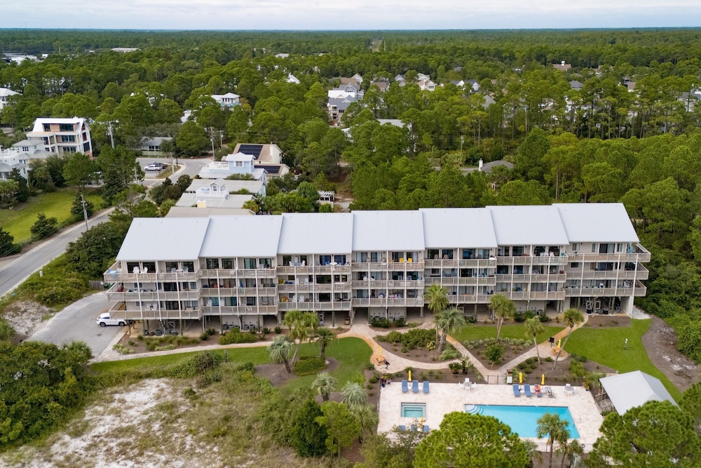 The Sea Chord Gulf Lake Views Balcony Pool