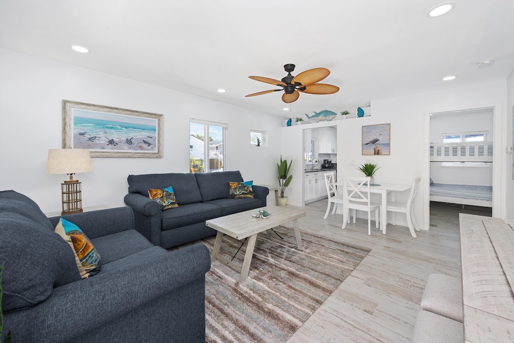 Coconut Villa A