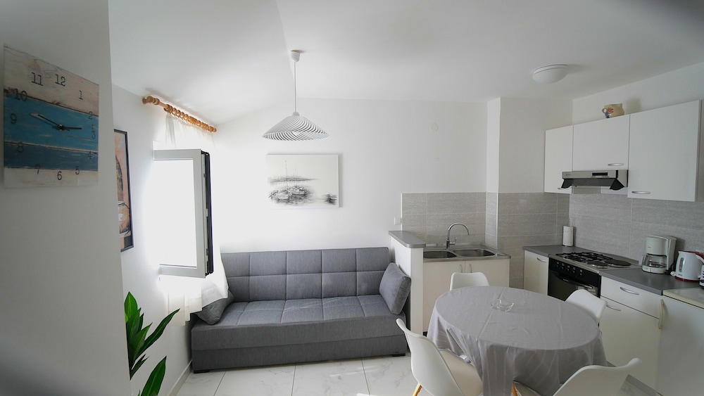 Apartment Blue Horizon