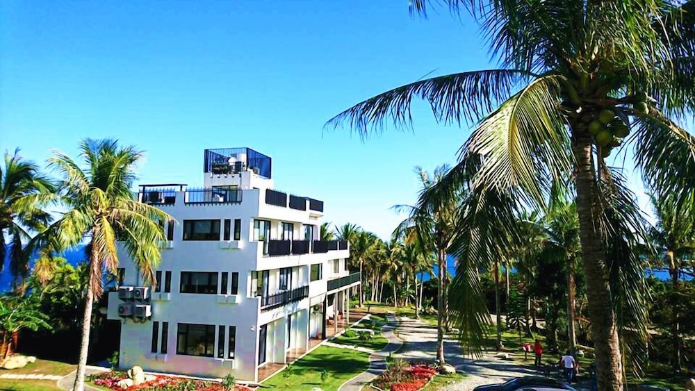 Rich Sunshine Inn