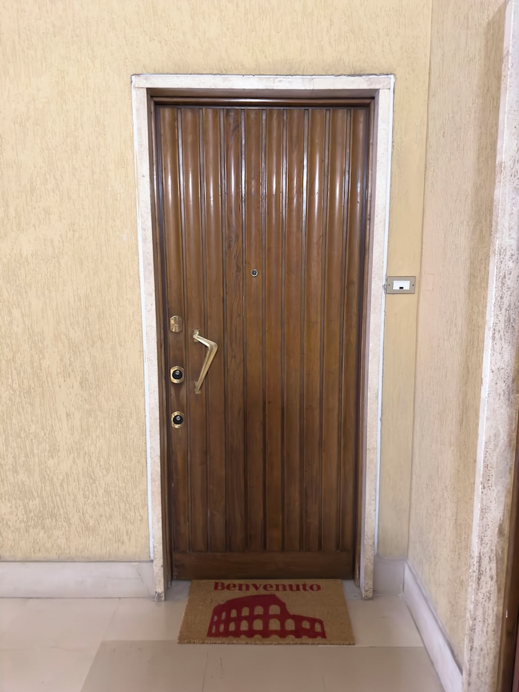 Lovely Apartment In Hip And Vibrant Pigneto