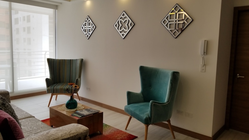 Luxury Residence Suites
