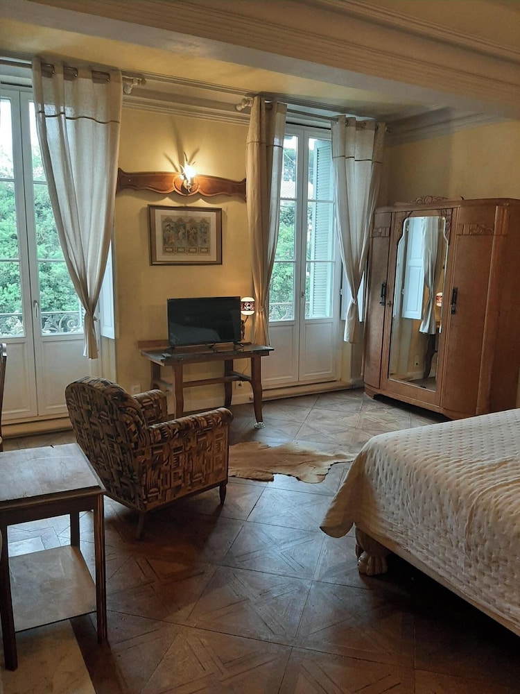 MAISON MARIE-LOUISE