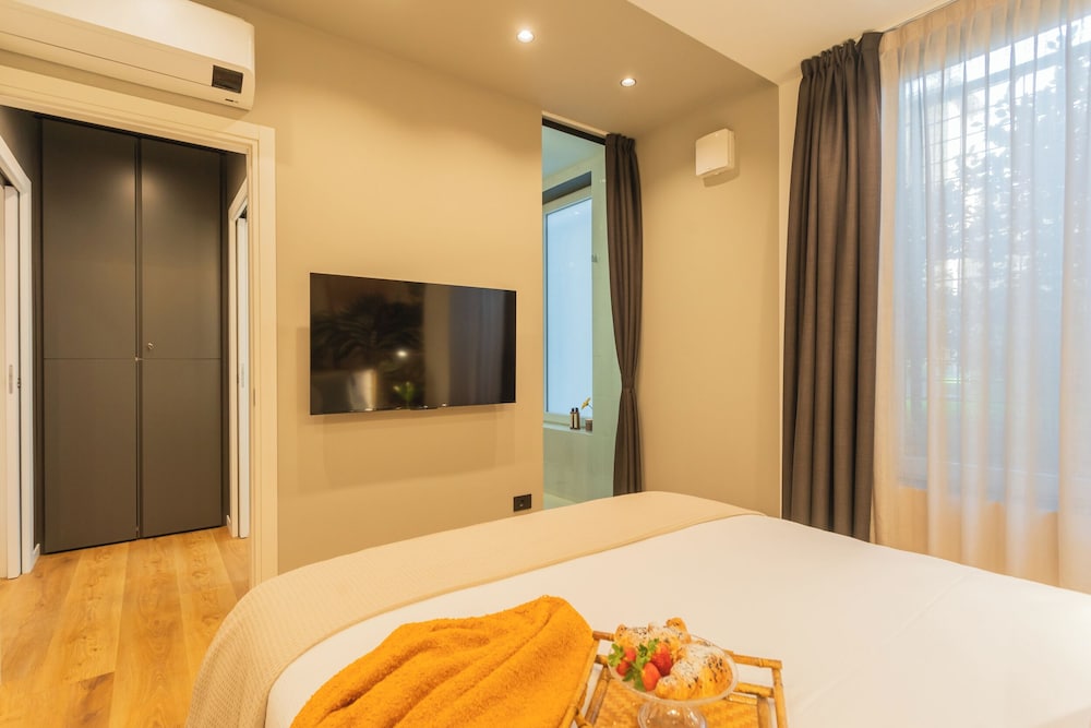 Rezia Apartments by Rent all Como