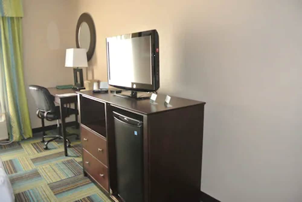 St Louis Vacations - Quality Inn Suites Arnold - St Louis - Property Image 28