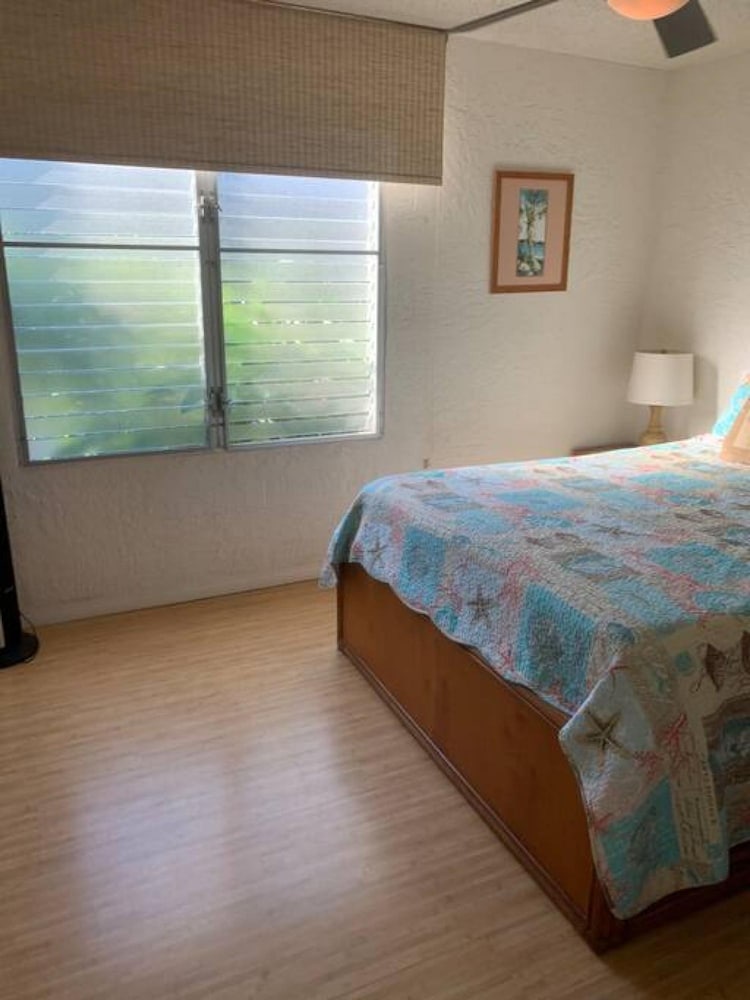 Enjoy the Sunset Ocean Front 1BR Apt-pool On-site