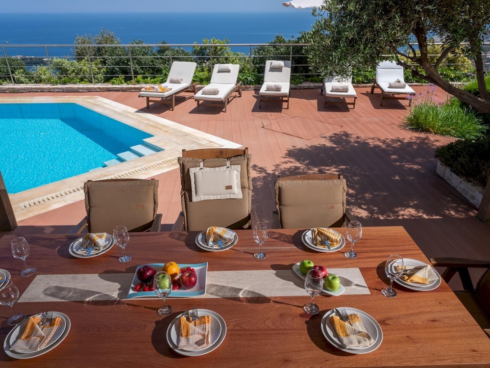 Luxury Villa Hara With Private Pool
