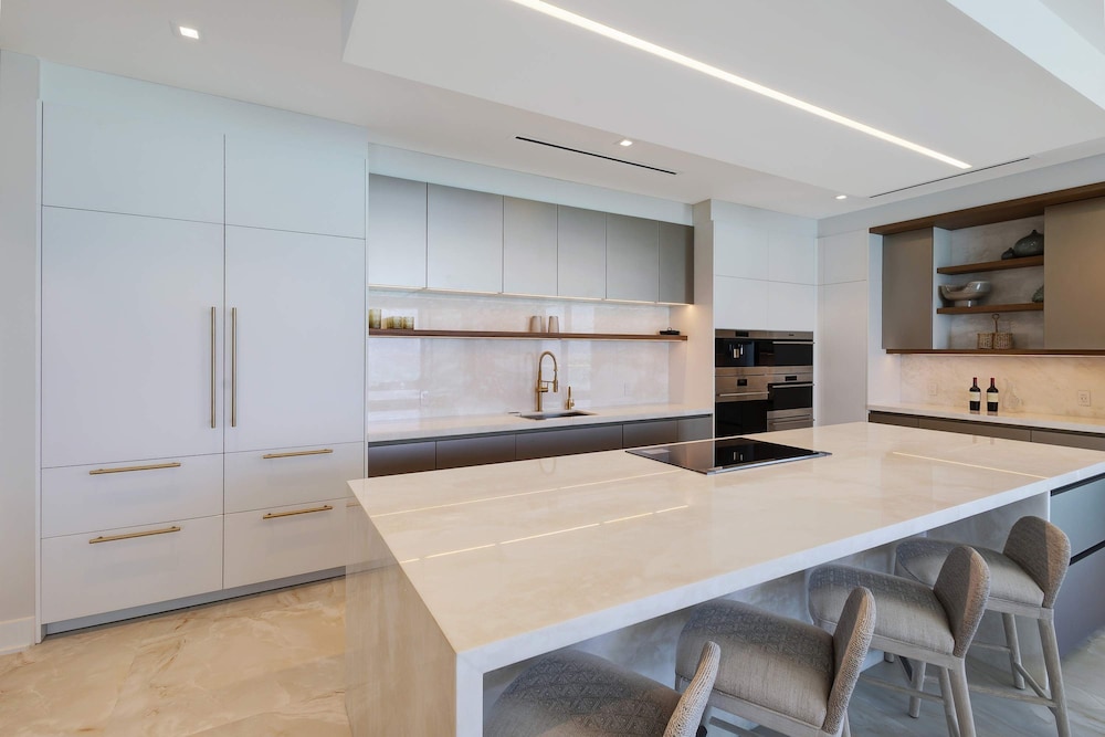 Aqualina 1101 Penthouse